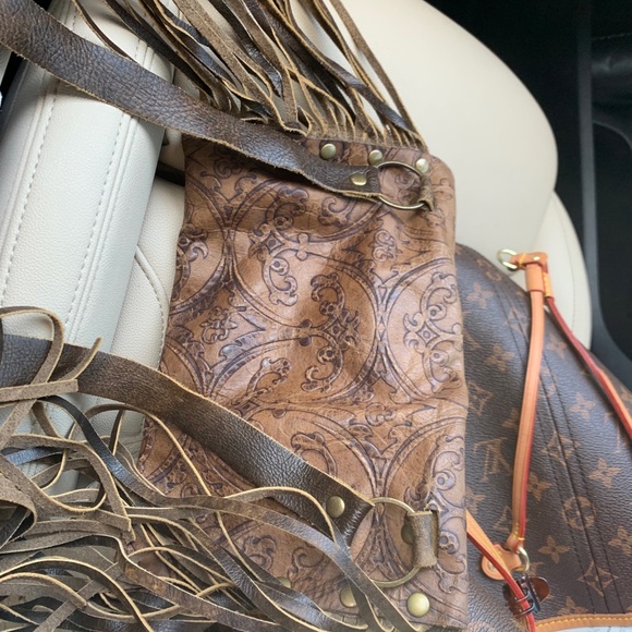 Purse - Picture 2 of 3